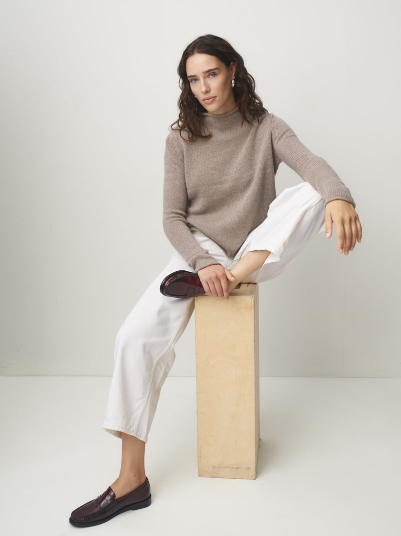 Cashmere Pullover Stehbund // timeless taupe