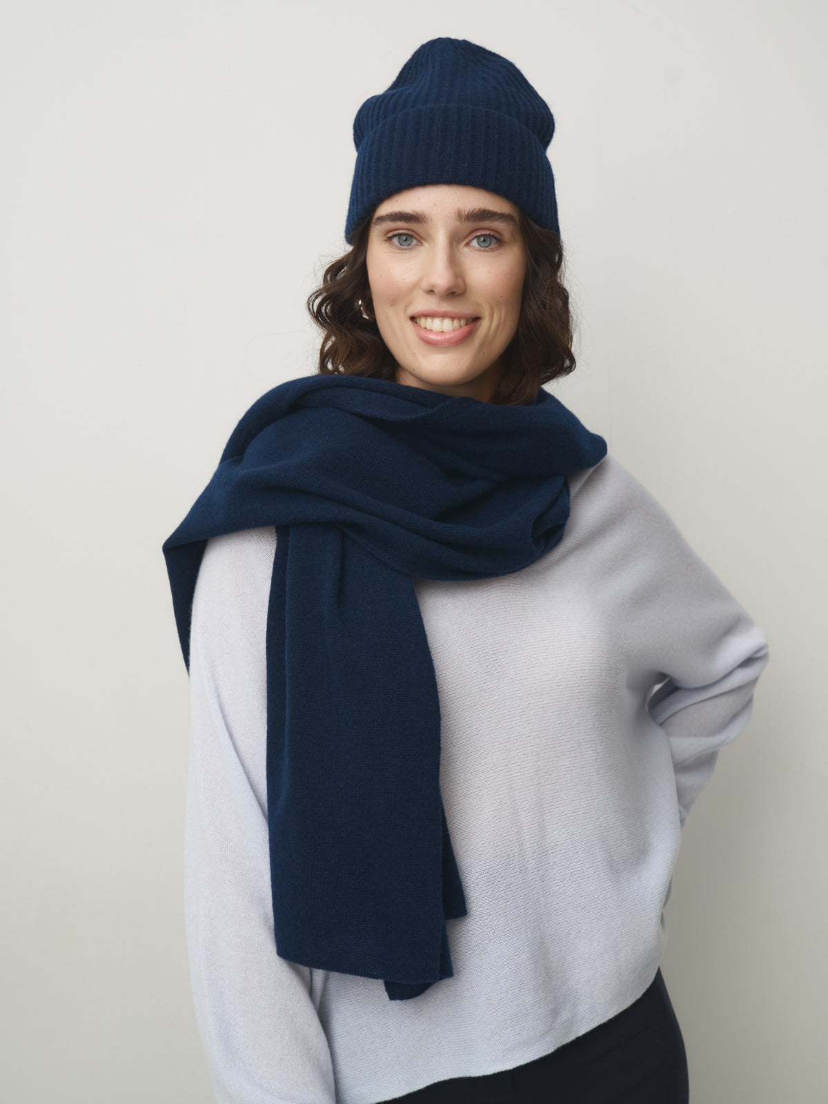 Cashmere Schal groß // navy