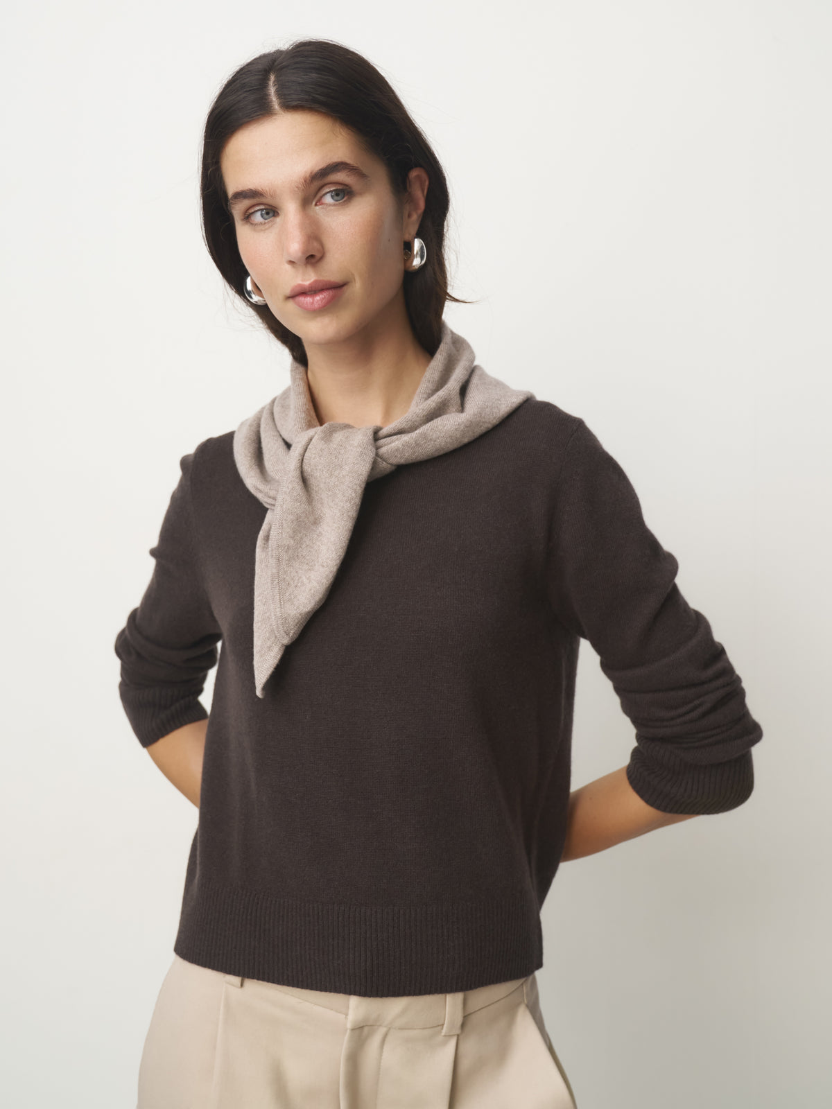 Cashmere Dreieckstuch klein // timeless taupe