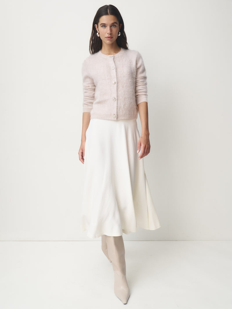 Cashmere Strickjacke gebrusht Schmuckknopf // alabaster