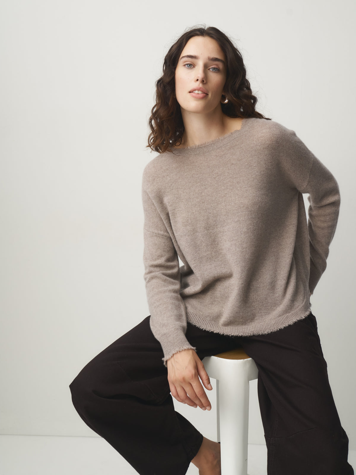 Cashmere Pullover Fransenkante // timeless taupe