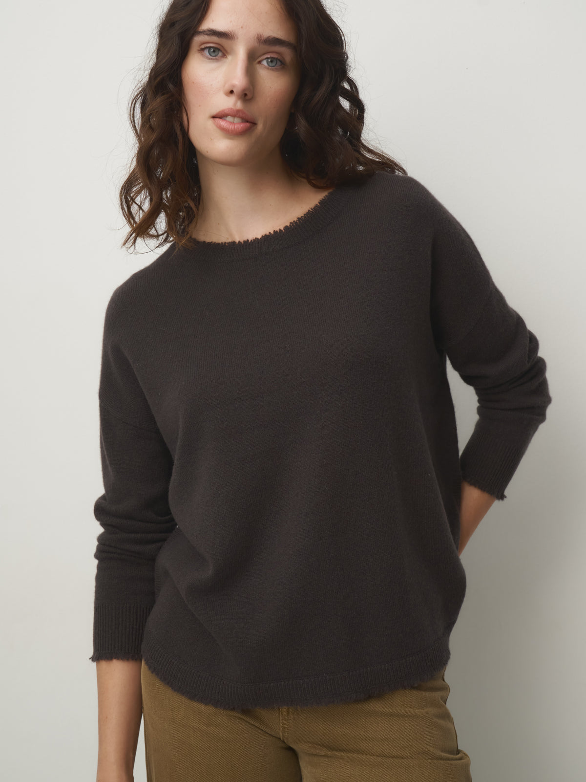 Cashmere Sweater Fringed Edge brown